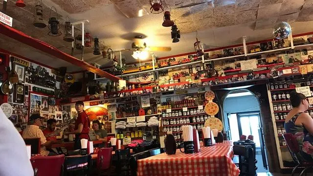 Bar-b-que Caboose Cafe