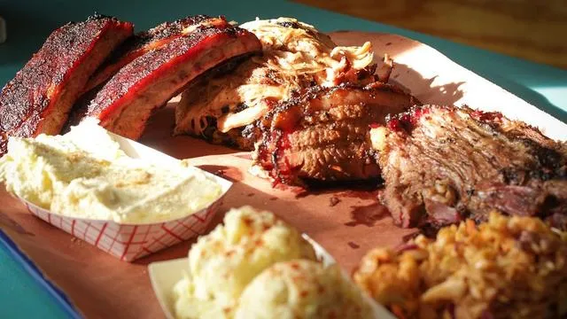 Dave's BBQ