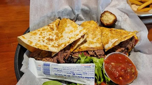 Low and Slow Smokehouse