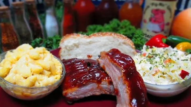 Mobile Pig-Nic Barbecue