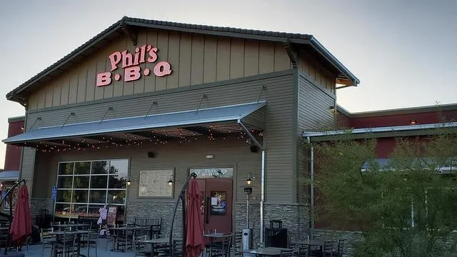 Phil's BBQ