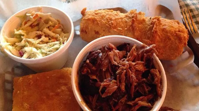 T's Smokehouse and Grill