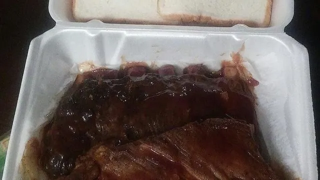 Tom's BBQ