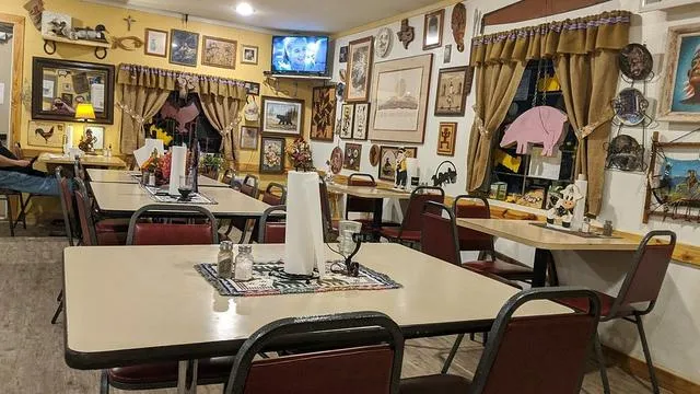 Vicky's BBQ